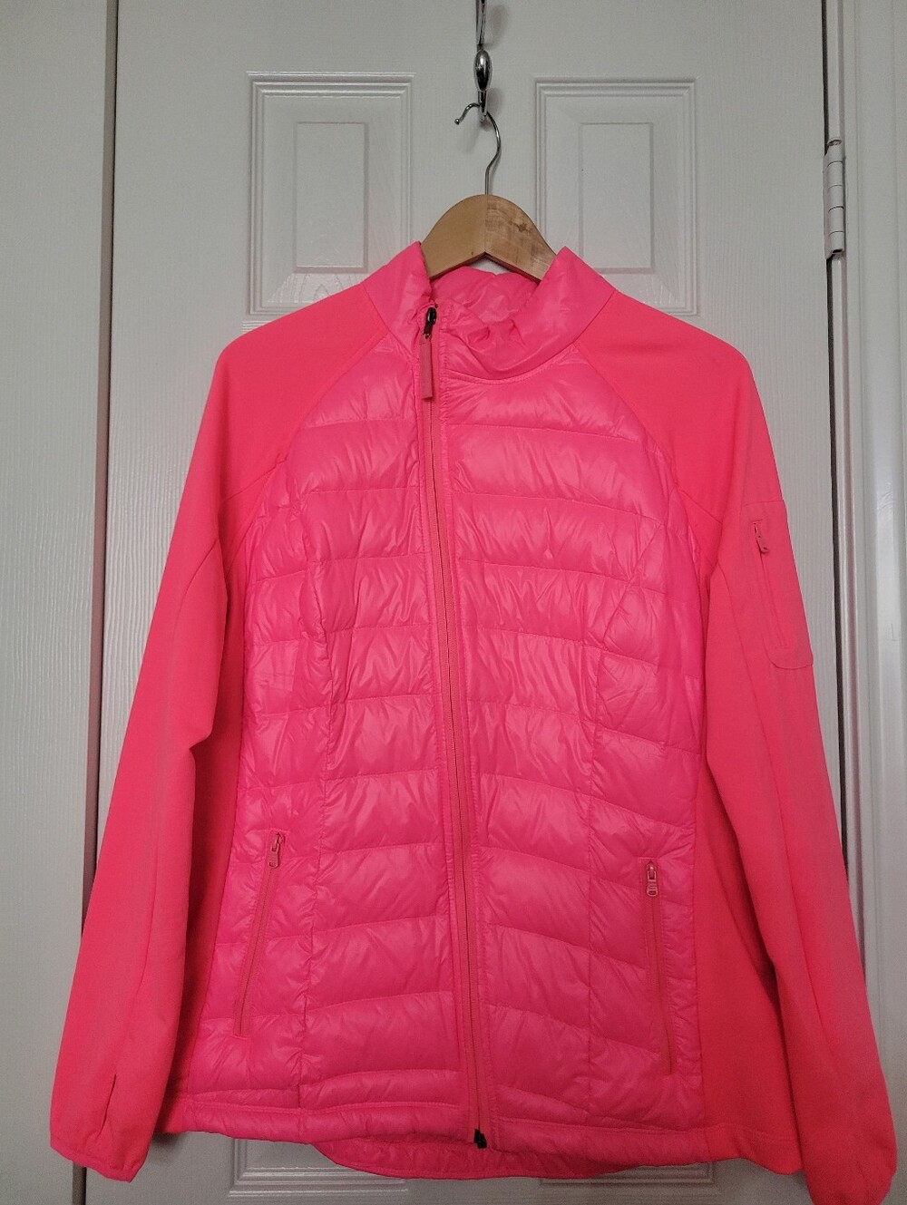 NWOT Calvin Klein Neon Pink Quilted Hybrid Puffer Jacket